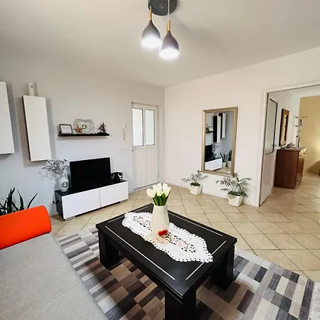 Apartment Iljazi's *