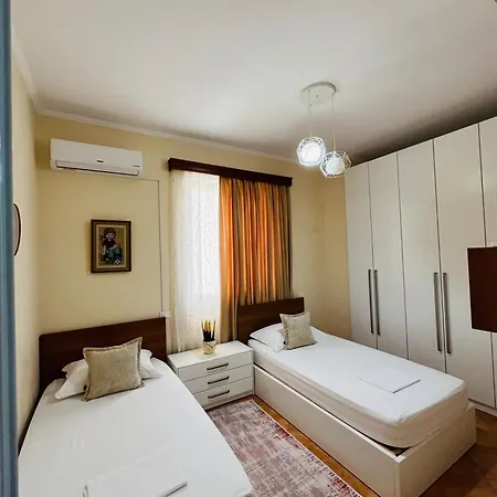 Iljazi's Apartman *